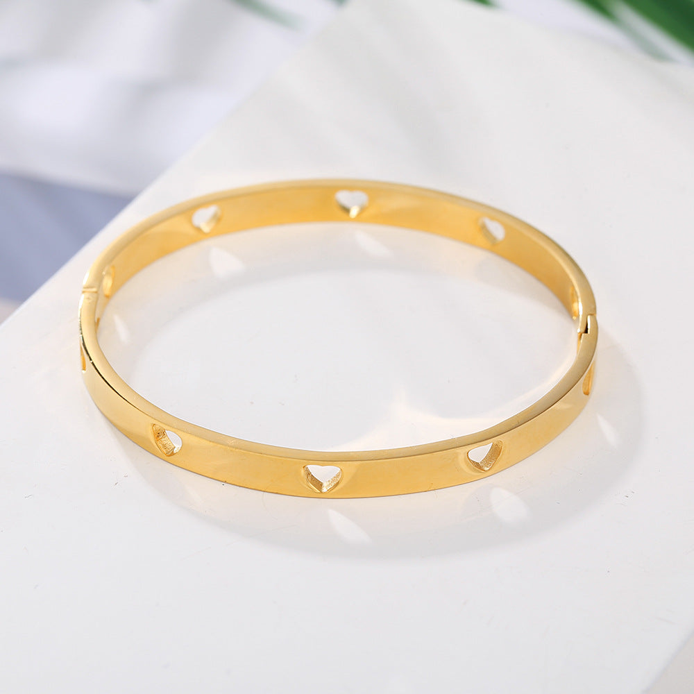 Hollow Out Heart Bangle
