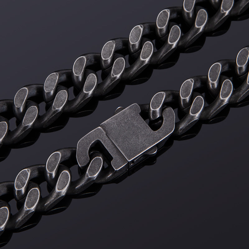Curb Chain  [Hook Buckle Clasp in Black]