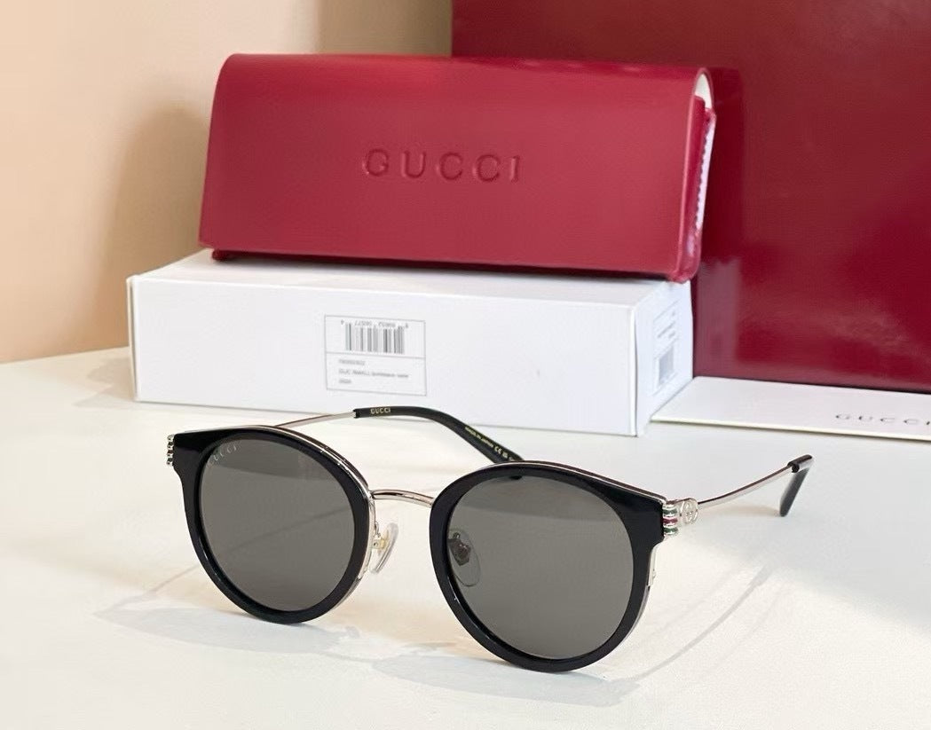 GUCC*I - GG 1885 - 49 21 145