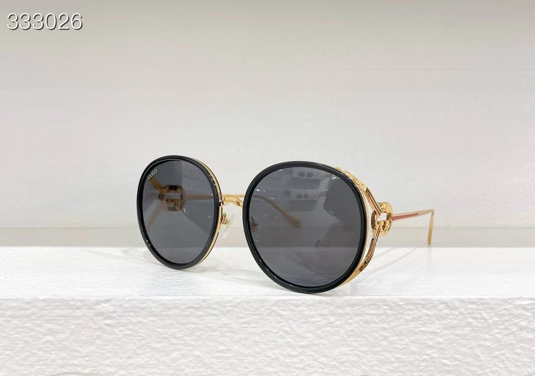 GUCC*-I - GG 1622 - 62 20 132